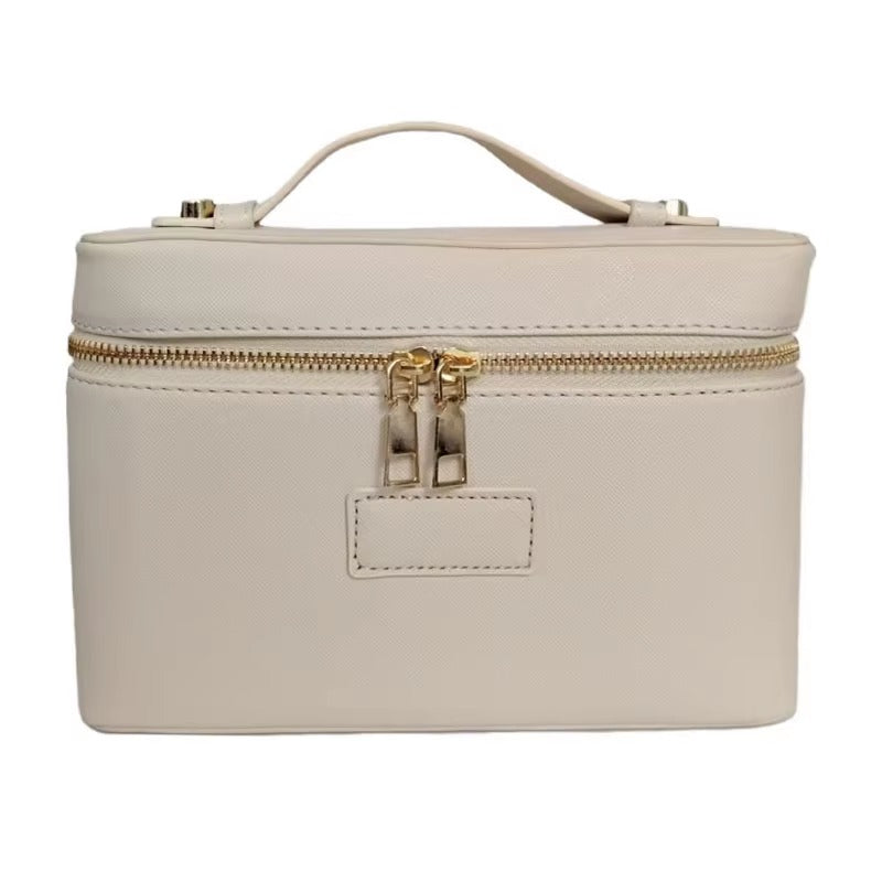 Upstao Rin Saffiano Leather Hanging Toiletry Case