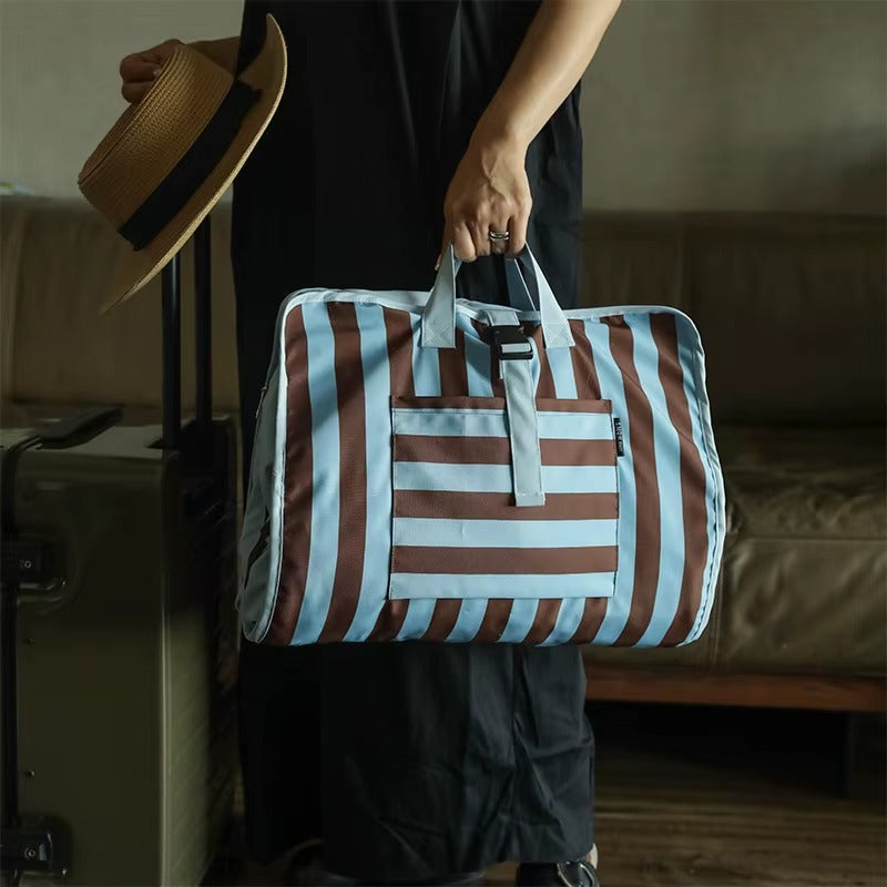 Upstao Shiro 4-Section Hanging Travel Organizer